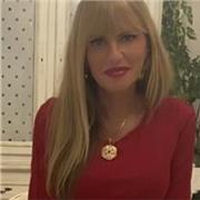 Docente di matematica con esperienza ventennale, impartisce lezioni a ragazzi/e delle scuole medie e superiori su Bari e provincia